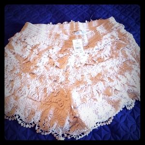 Cato Women's lace shorts